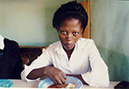 11 Mittagessen in der Schulkantine in Togo